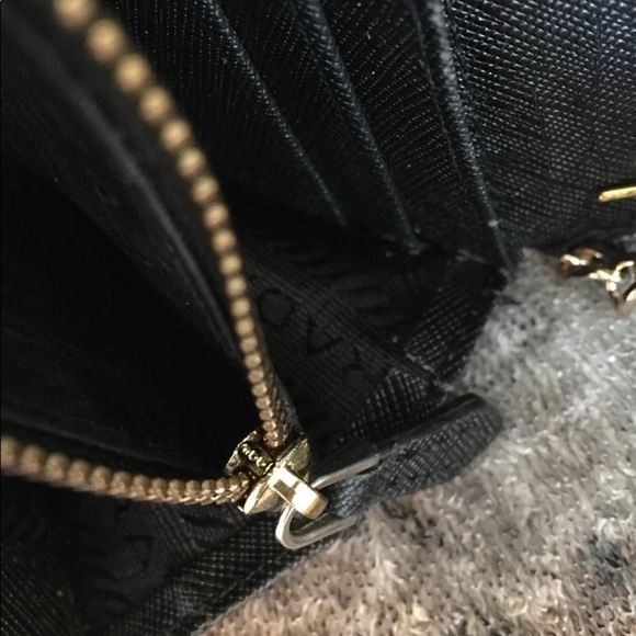 Rare PRADA WALLET - Picture 6 of 6
